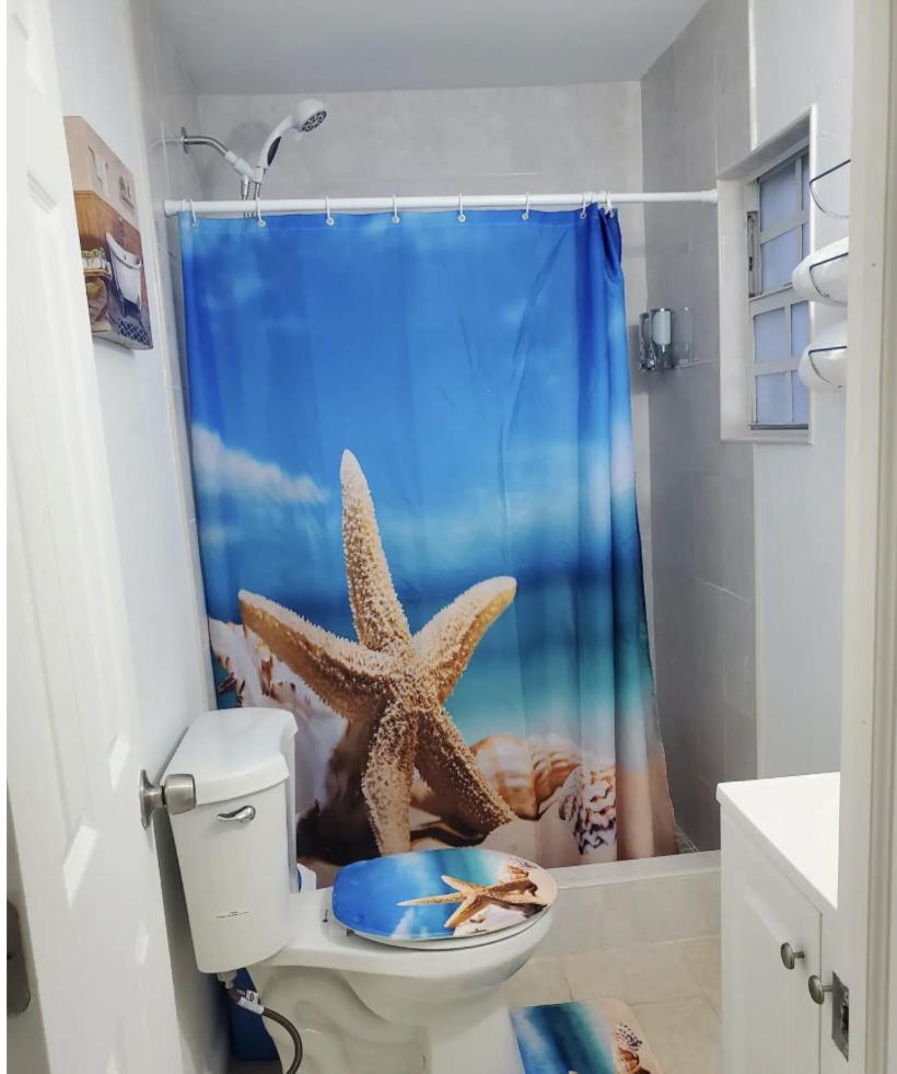 B1 Best Value On Private Bedroom With Private Bathroom In Little Havana, Miami Exteriér fotografie